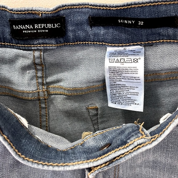 Banana Republic Skinny Jeans - Picture 6 of 6
